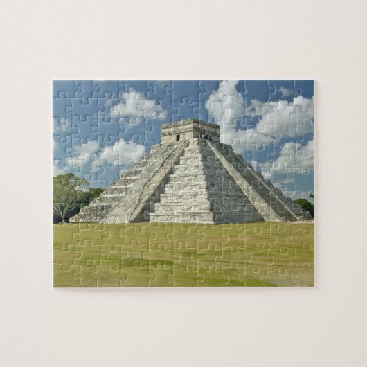 Witte wolken over de Mayaanse piramide Legpuzzel (Horizontaal)