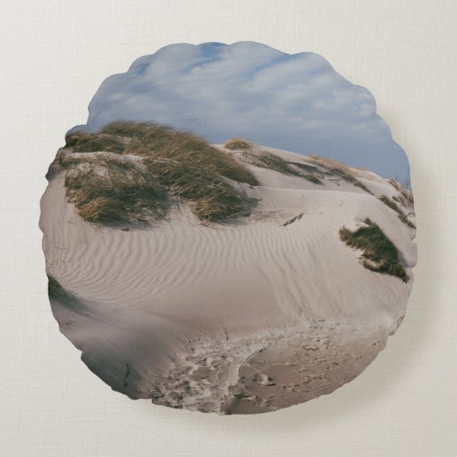 WITTE ZAND EN GROENE GRAS ROND KUSSEN (Voorkant)