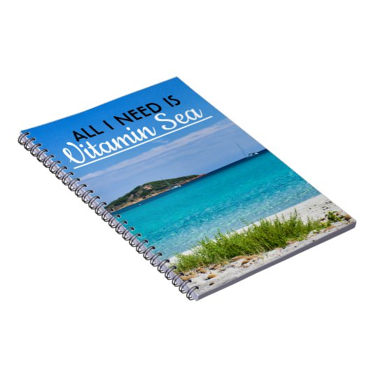 Witte zandstrand met turkooiswater-vitamine-zee notitieboek (Rechterzijde)