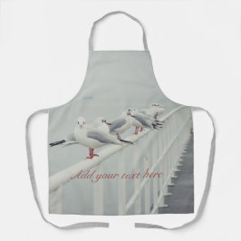 Witte zeemeeuw op een winterdag schort