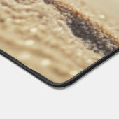 Witte zeester op een zonnig wit zandstrand bureaumat (Hoek)