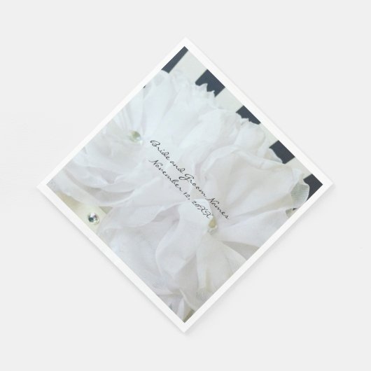 Witte zijderupsen met gestreept achtergrond servetten (Hoek)