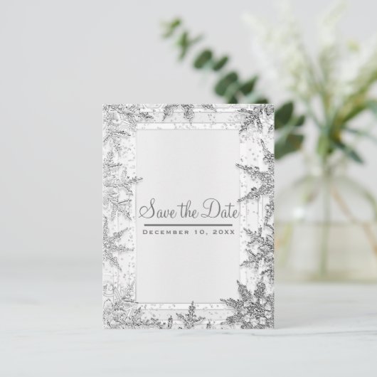 Witte & Zilveren Winter Sneeuwvlokken Save the Dat Aankondigingskaart (Staand voorkant)