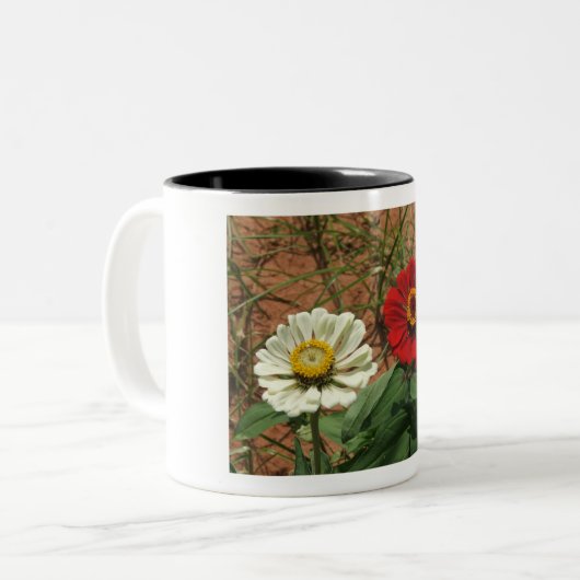 Witte Zinnia en Rode Zinnia Mok (Voorkant links)