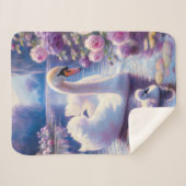 Witte Zwaan en Cygnet met Paarse Rozen Sherpa Deken (Voorkant (horizontaal))