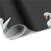 Witte zwaan op een zwarte achtergrond cadeaupapier (Rol Hoek)