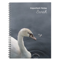 Witte zwaan op Lake gepersonaliseerd Notitieboek