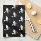 Witte zwaan op zwart theedoek (Quarter Fold)