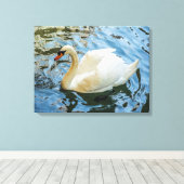 Witte zwaan uitzicht canvas print (Insitu (Houten vloer))