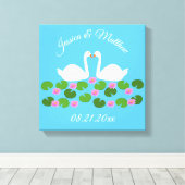 Witte zwanen en waterlelies Bruiloft Custom Canvas Afdruk (Insitu (Houten vloer))