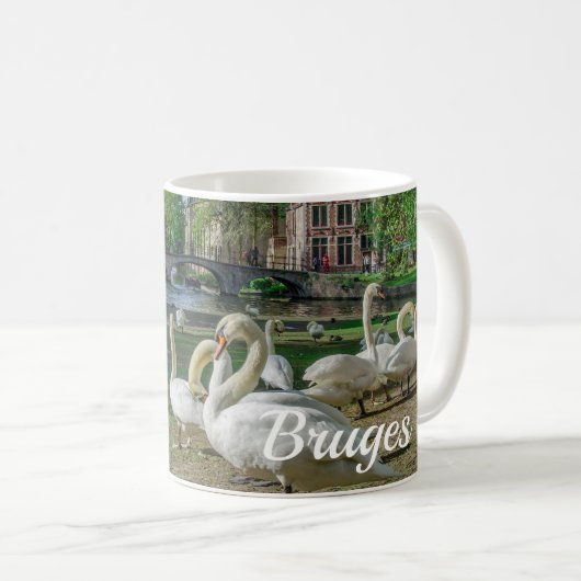 Witte zwanen in Brugge Koffiemok (Voorkant rechts)