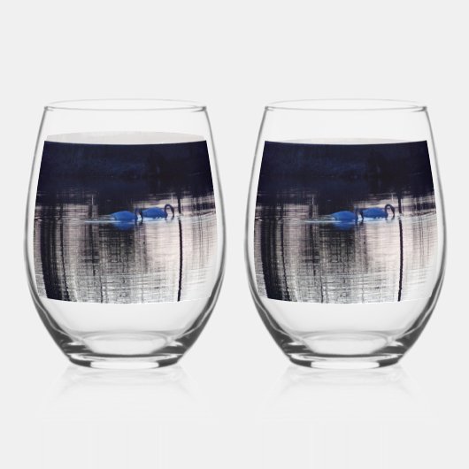 Witte zwanen in vlucht/bij schemering wijnglazen wijnglas zonder voet (Achterkant)