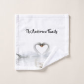 Witte zwanen uit liefde voor familienaam bad handdoek (Wasdoekje)