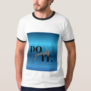 Witte, zwarte ringert-shirt met tekst t-shirt