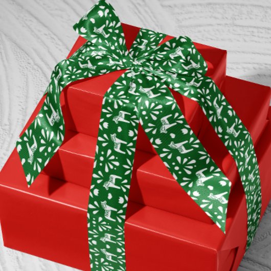 Witte Zweedse Dala Horse Pine Green Holiday Gift Satijnen Lint