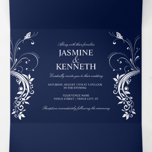  witte zwevende zilveren zwemmen op een marinevlek drieluik uitnodiging (Binnenkant midden)