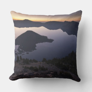 Wizard Island bij zonsopgang, Crater Lake National Kussen