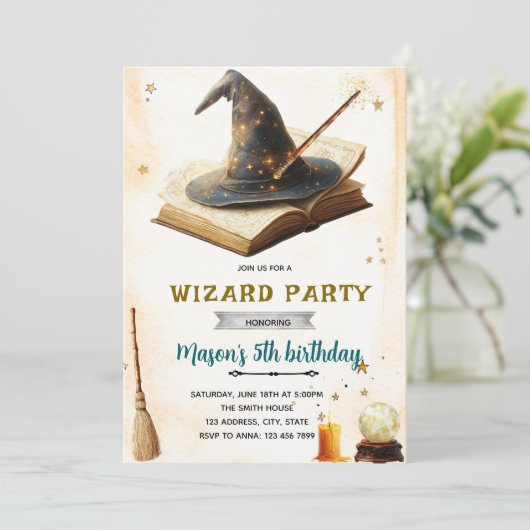 Wizard witch birthday party invitation kaart (Staand voorkant)
