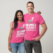 Wo Skunk Lover Funny Skunks Humor T-shirt (Unisex)