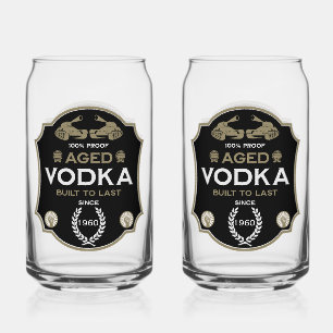 Wodka over de heuvel verjaardag blikvorm glas