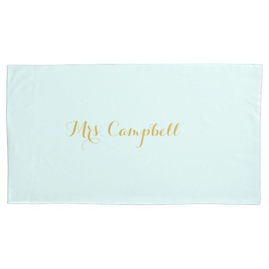 Woensdagavond in groen gehakt met namen kussensloop (Voorkant-Links)