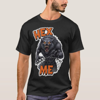 Woeste weerwolf met gloeiende ogen en scherpe hoek t-shirt