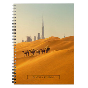 woestijnen   Uitzicht van Dubai Skyline met Camels Notitieboek