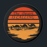 woestijngebied met  kamelen magneet<br><div class="desc">een fantastische woestijnlandschapsscène met kamelen en een , retro-ziend grafisch ontwerp met zonsondergang is een geweldig verjaardagscadeau en kerstcadeau voor je beste vriend, familielid, vriendje of vriendin die ook houdt van het woestijnlandschap, caravan en camel art silhouette. Als je wilt wat je ziet, kun je uitchecken op meer vergelijkbare design...</div>