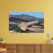 woestijnzandduinen en sneeuwklapte bergen canvas afdruk (Insitu (Woonkamer))