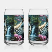 Wolf beneden bij de rivier blikvorm glas (Links)