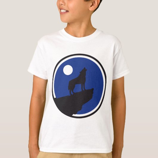 wolf blaft op de maan t-shirt (Voorkant)