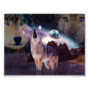 Wolf die door het universum glijdt foto afdruk