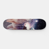 Wolf die door het universum glijdt persoonlijk skateboard (Horizontaal)