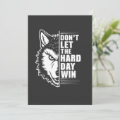 Wolf Don't Let The Hard Day Win Quote Art Feestdagenkaart (Staand voorkant)