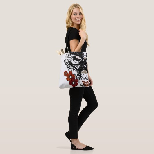 Wolf Flower Tatoo Tote Bag (Op model)