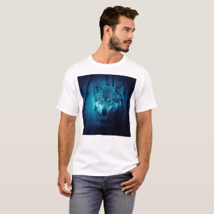 Wolf gezicht in donker fantasiebos t-shirt