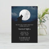 Wolf Howling bij de formele uitnodiging van Moon P (Staand voorkant)