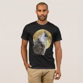 Wolf Howling bij Moon in Snow Winter Wildlife T-sh T-shirt (Voorkant volledig)