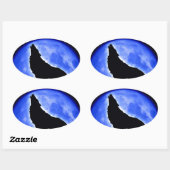 Wolf Howling bij Moon Ovale Sticker (Vel)