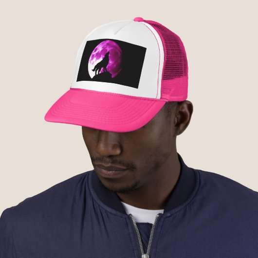 Wolf Howling bij Moon Trucker Pet (In situ)