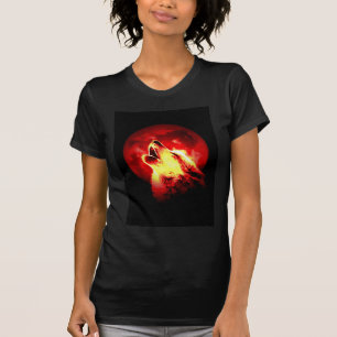 Wolf Howling bij Rode Nacht T-shirt