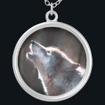 Wolf Howling Lone Wolf Zilver Vergulden Ketting<br><div class="desc">Als je van wolven houdt of een eenzame wolf bent,  is dit voor jou. Neem deze wilde wolf mee naar huis en woon aan de wilde kant.</div>