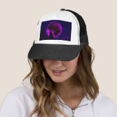 WOLF HUILENDE MAAN MAGENTA TRUCKER PET (In situ)