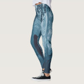 Wolf in donker bos. leggings (Links)