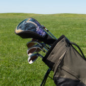 Wolf in Moonlight - paarse bloemen reflectie Golfheadcover (Insitu)