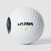 Wolf in Winter Forest Golfballen (Logo)