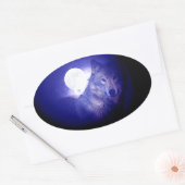 Wolf, Moon en Blue Night Ovale Sticker (Envelop)