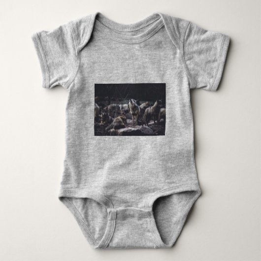 Wolf Pack Romper (Voorkant)
