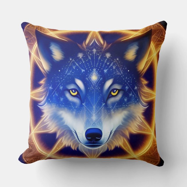 Wolf Portret met Intens Gouden Ogen Kussen (Voorkant)