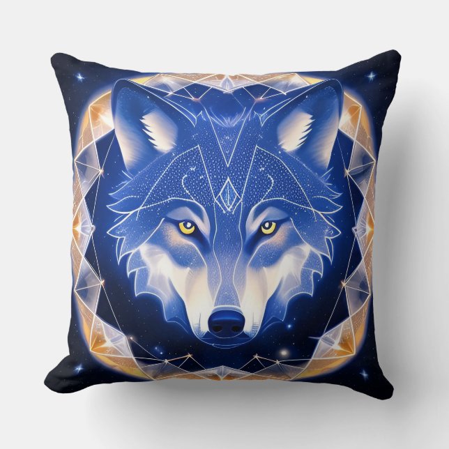 Wolf Portret met Intens Gouden Ogen Kussen (Voorkant)